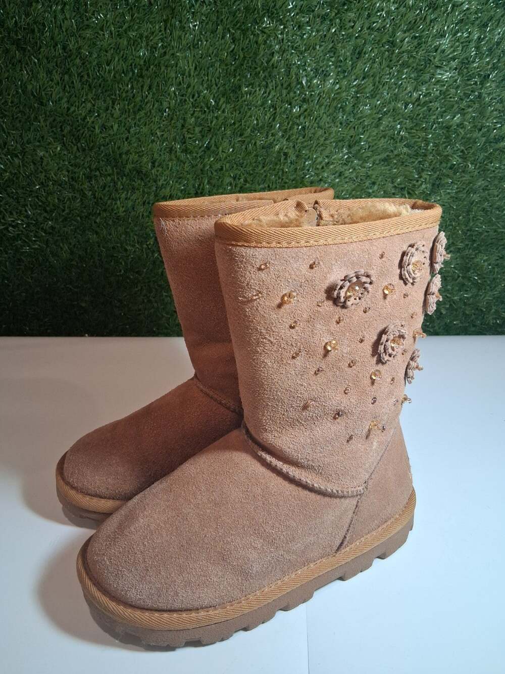Bearpaw Kids Size 3 Chestnut Suede Winter Boots Crochet Flowers Beads Zipper 3